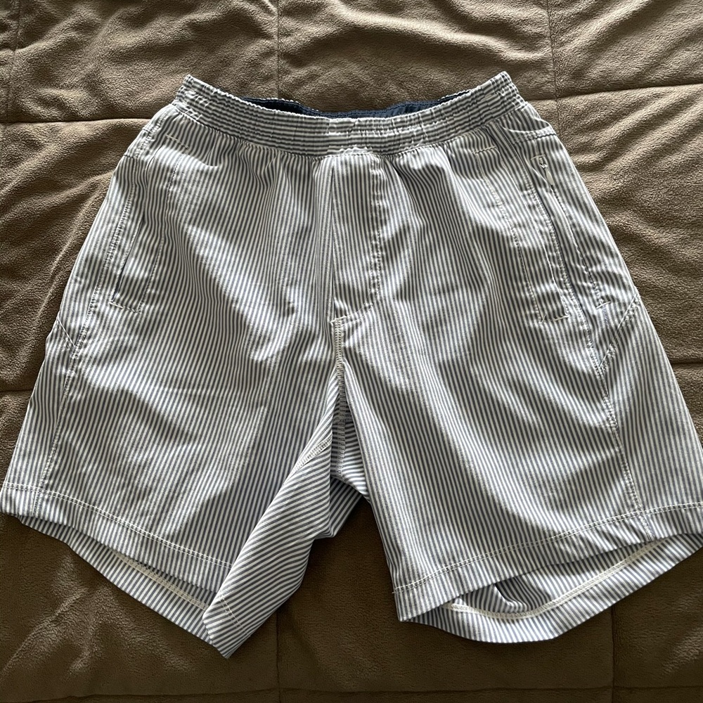 Birddogs men’s size small 8” seersucker